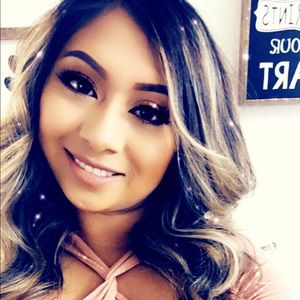 Meet your Posher, Dulce